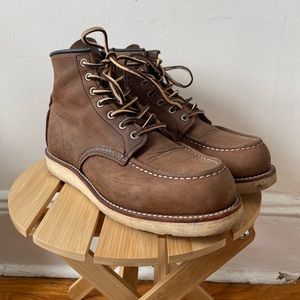 Red Wing 8205 Moc Toe Boot